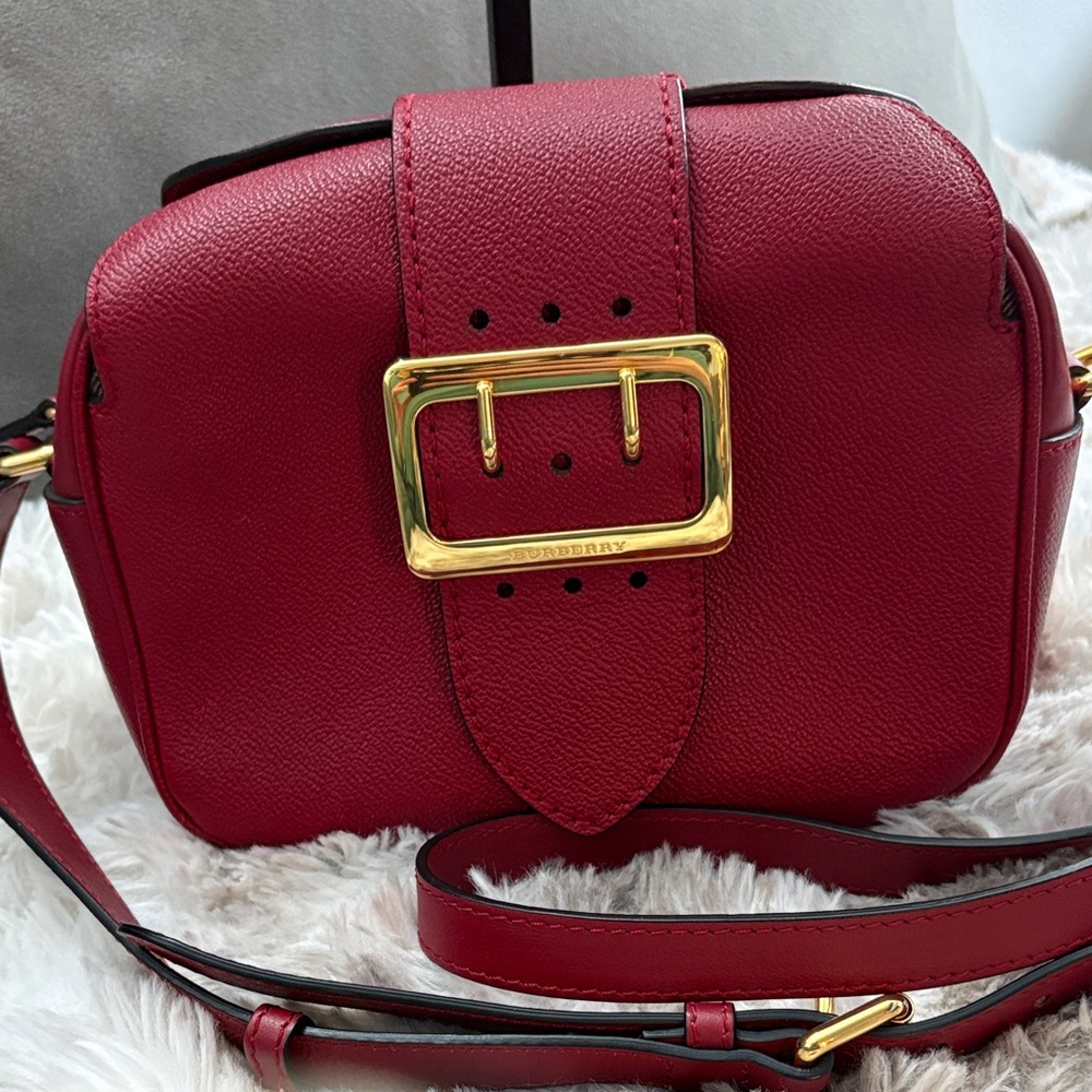 Burberry Burgundy Leather Crossbody with Gold Buckle - Picture 3 of 12